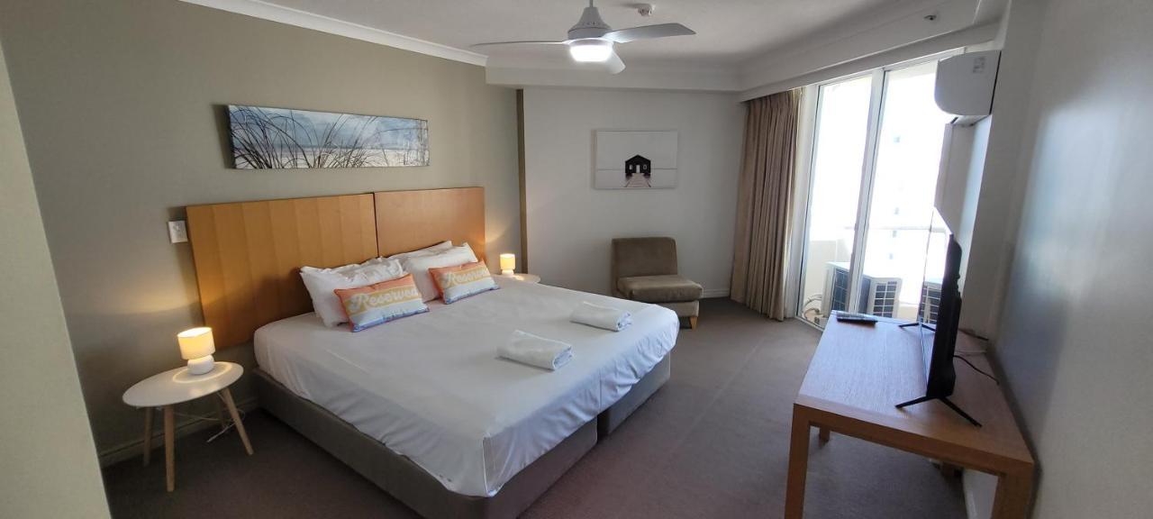 Apr Private Suites Moroccan By The Beach Guldkusten Exteriör bild