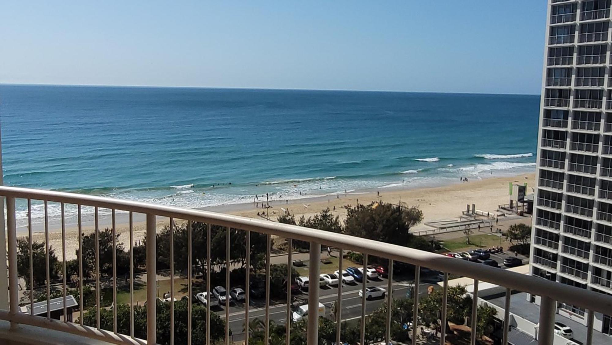 Apr Private Suites Moroccan By The Beach Guldkusten Exteriör bild