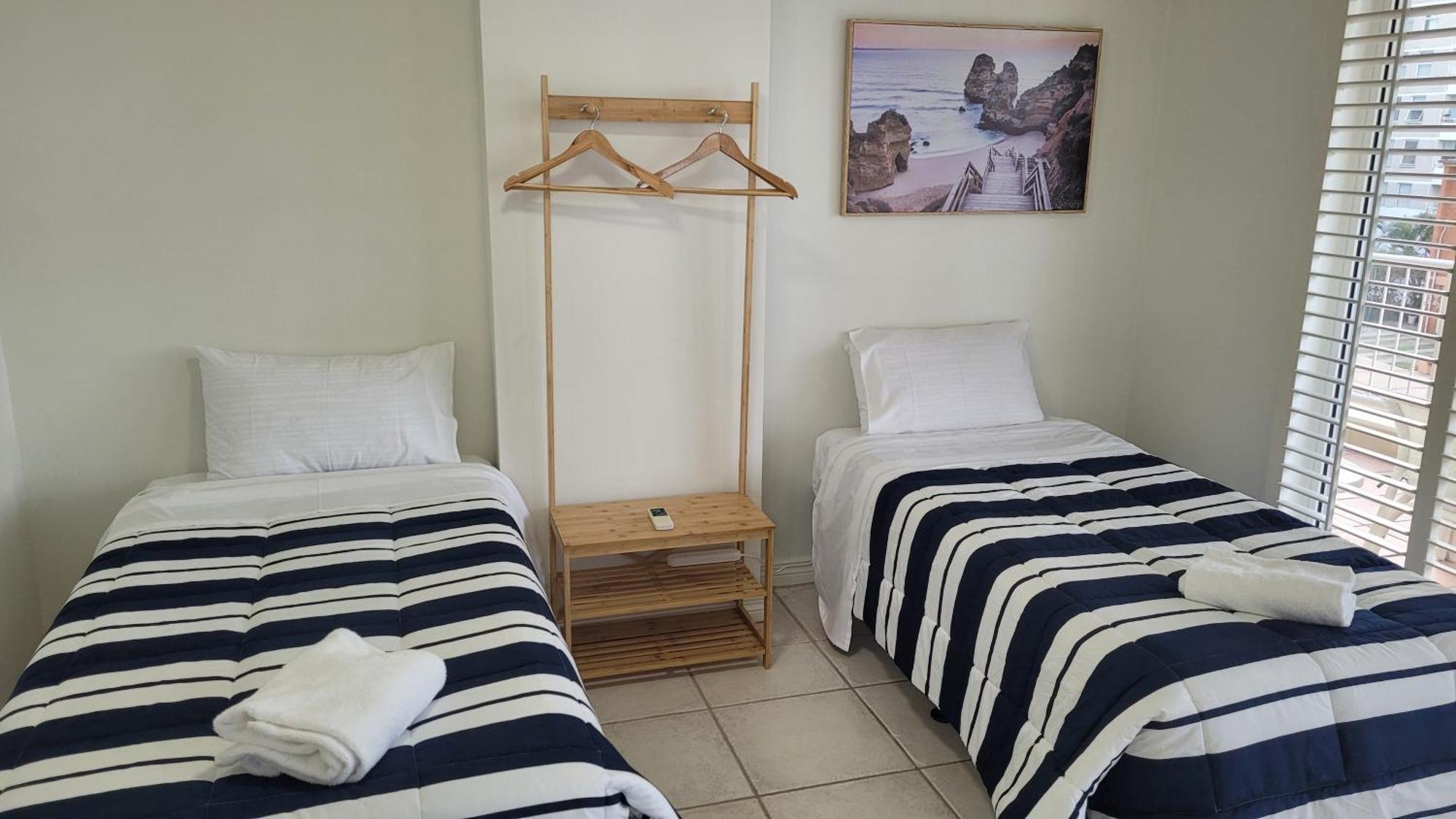Apr Private Suites Moroccan By The Beach Guldkusten Exteriör bild