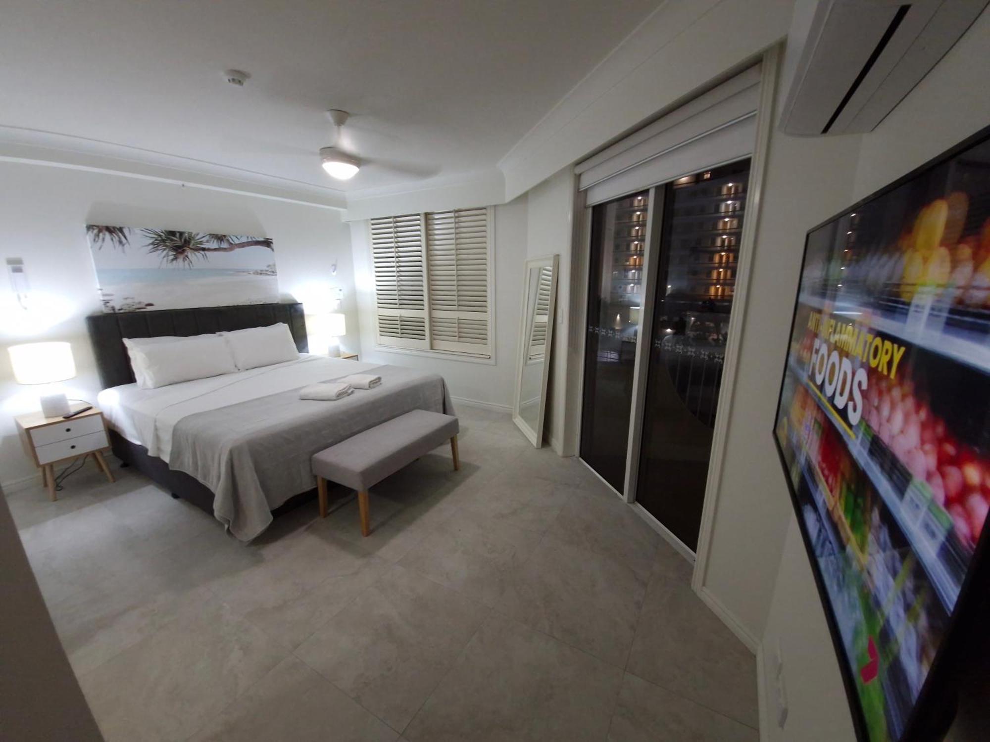 Apr Private Suites Moroccan By The Beach Guldkusten Exteriör bild